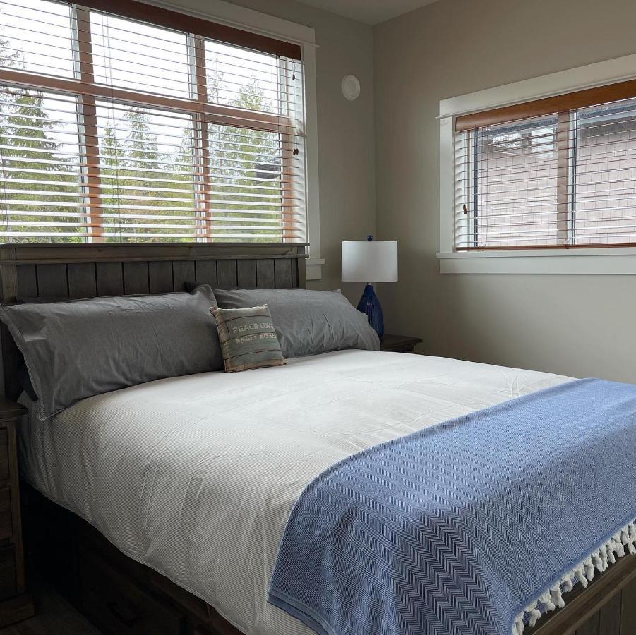 Villa Port Renfrew Oceanfront Retreat Esterno foto